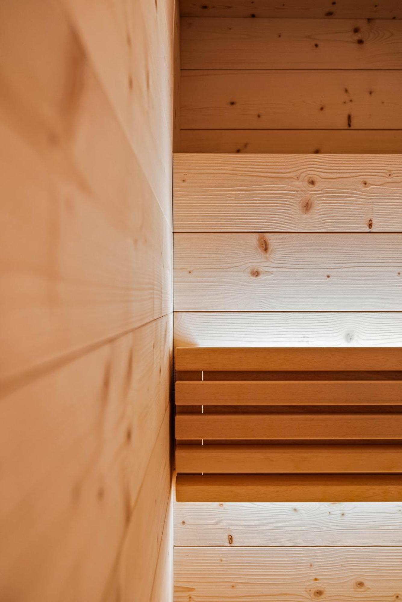 New Opening "Sissi Chalets" - Unique Luxury Hideaway With Mountain View & Sauna Mendola Buitenkant foto