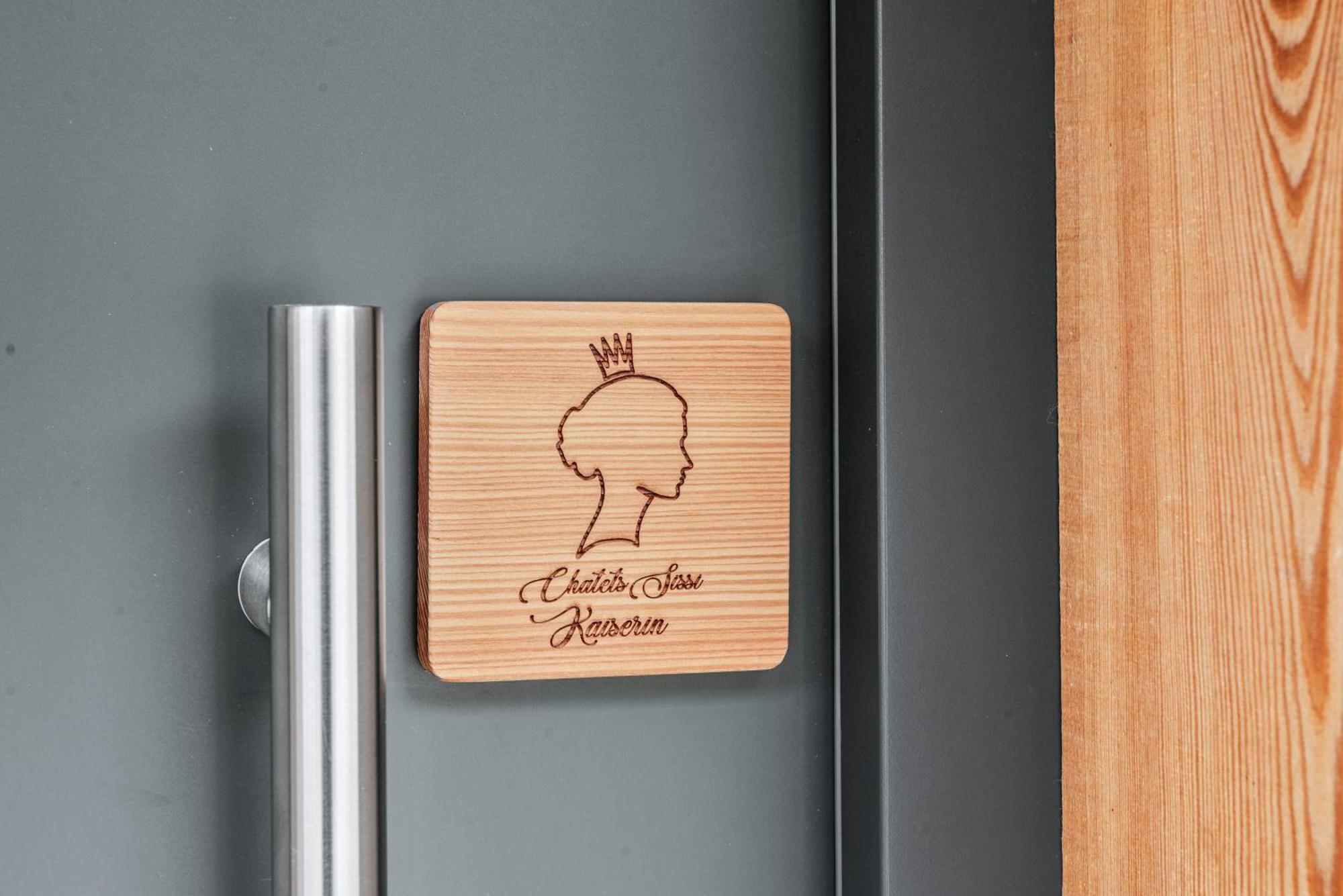 New Opening "Sissi Chalets" - Unique Luxury Hideaway With Mountain View & Sauna Mendola Buitenkant foto