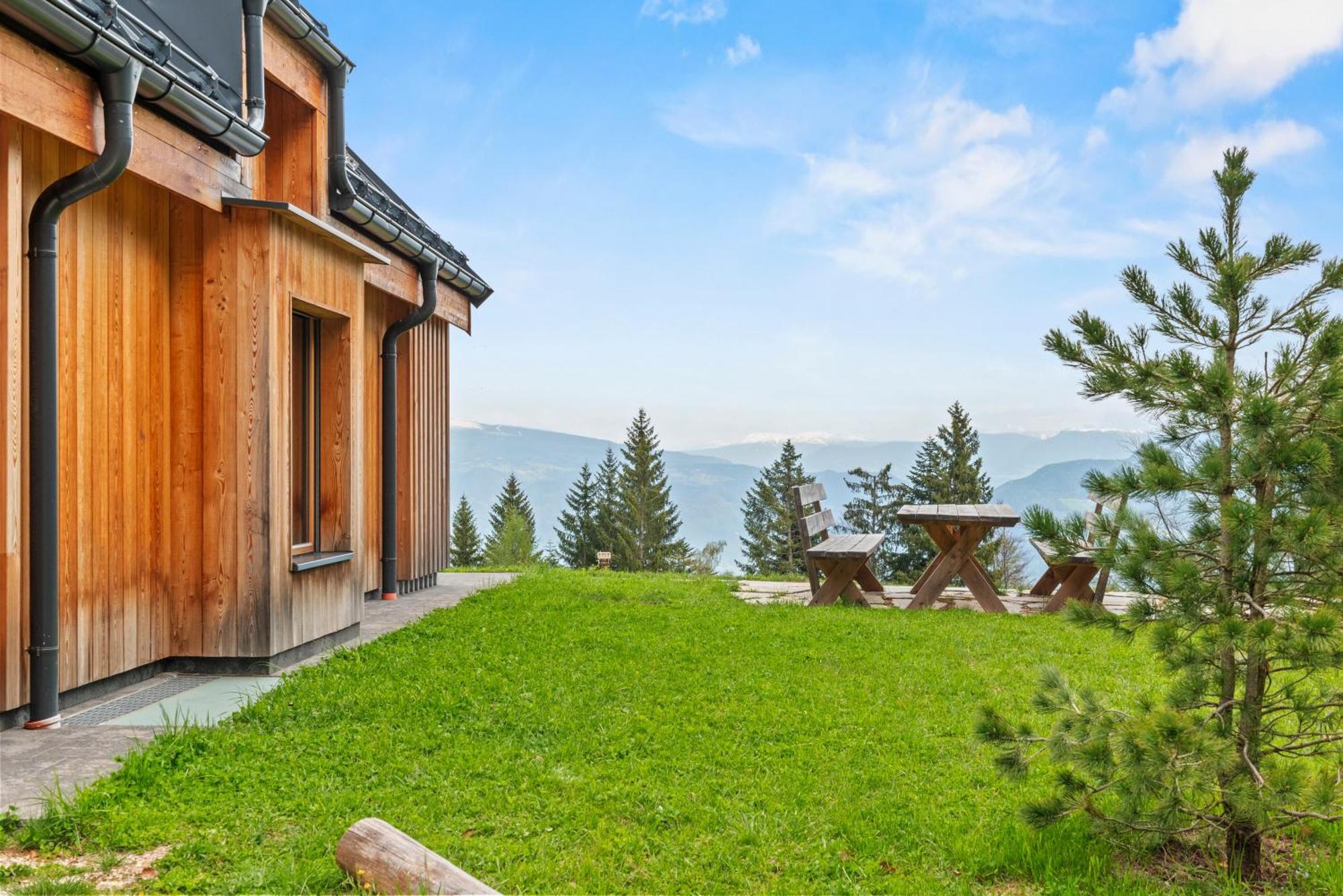 New Opening "Sissi Chalets" - Unique Luxury Hideaway With Mountain View & Sauna Mendola Buitenkant foto