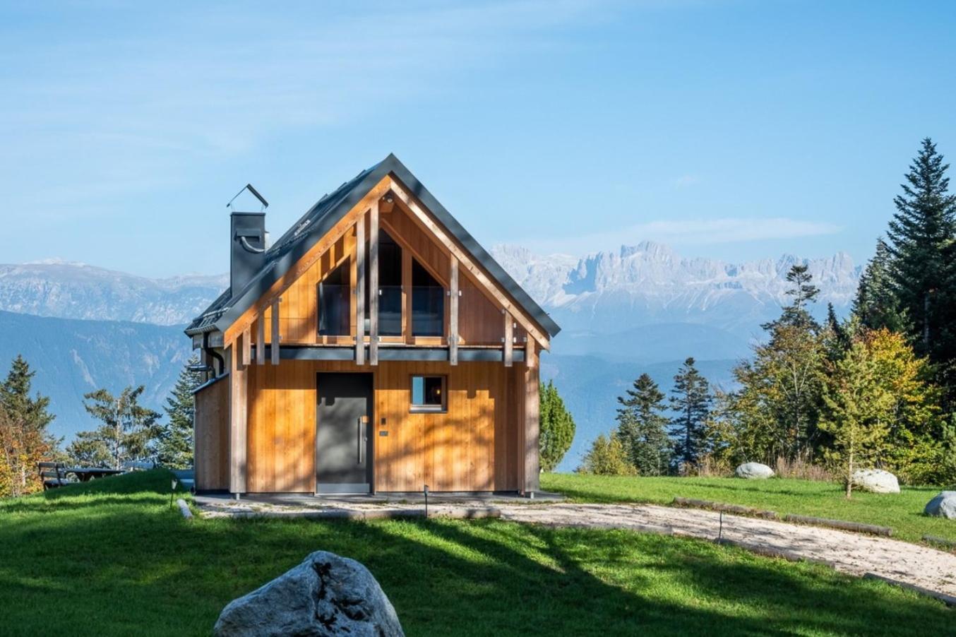 New Opening "Sissi Chalets" - Unique Luxury Hideaway With Mountain View & Sauna Mendola Buitenkant foto